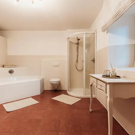 Ban Hilba Apartment *